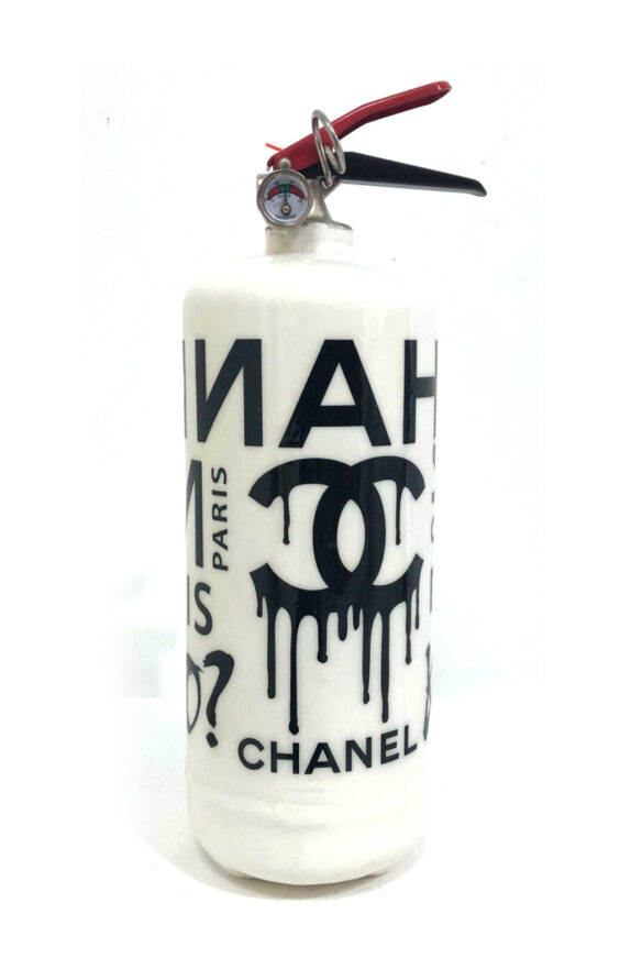 Chanel white black